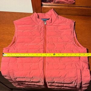 Peter Millar Golf Vest Crown Crafted Stitchless Baffle Medium Coral